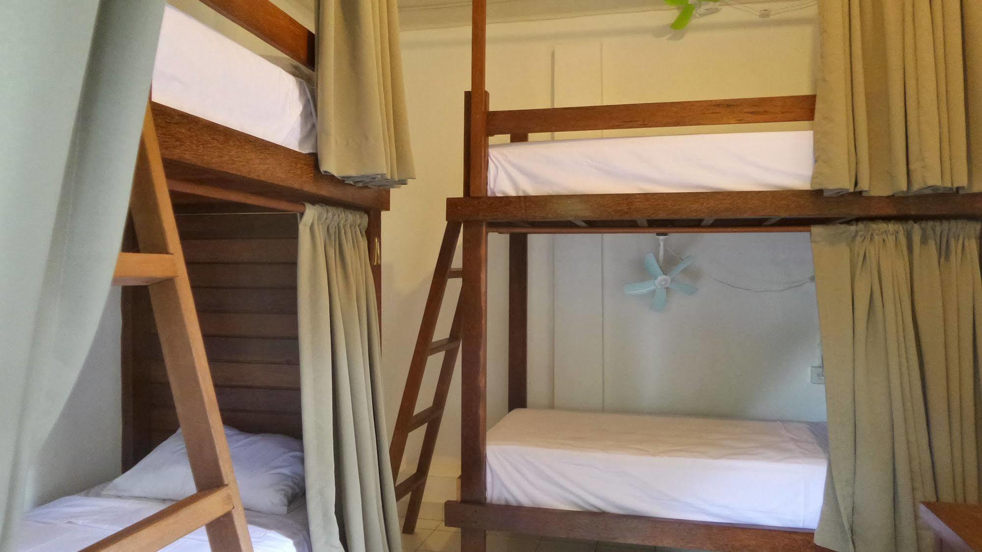 Friendly House Bali Hostel Ubud Exterior foto