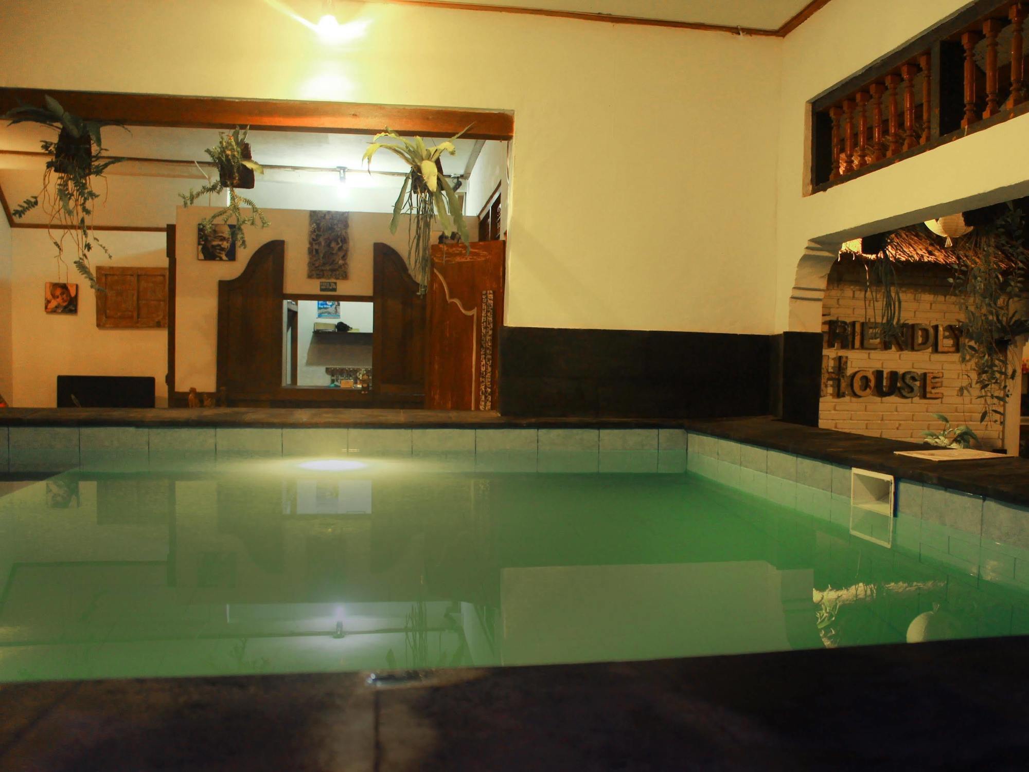 Friendly House Bali Hostel Ubud Exterior foto